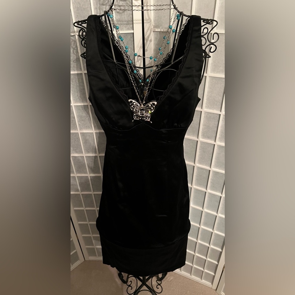 BEBE Slim Sexy V Neck Satin Midi Dress NWT - Picture 3 of 12